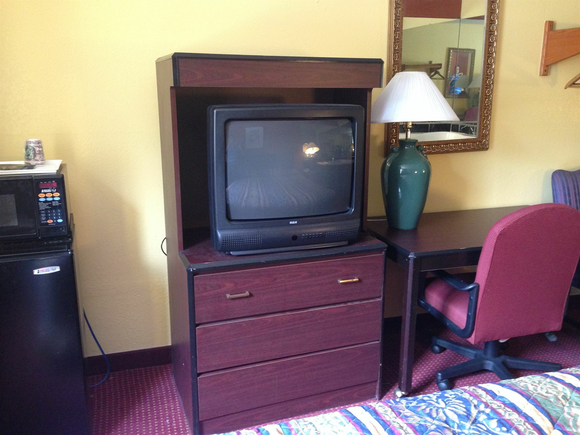 Super Inn Lodge West Екстер'єр фото